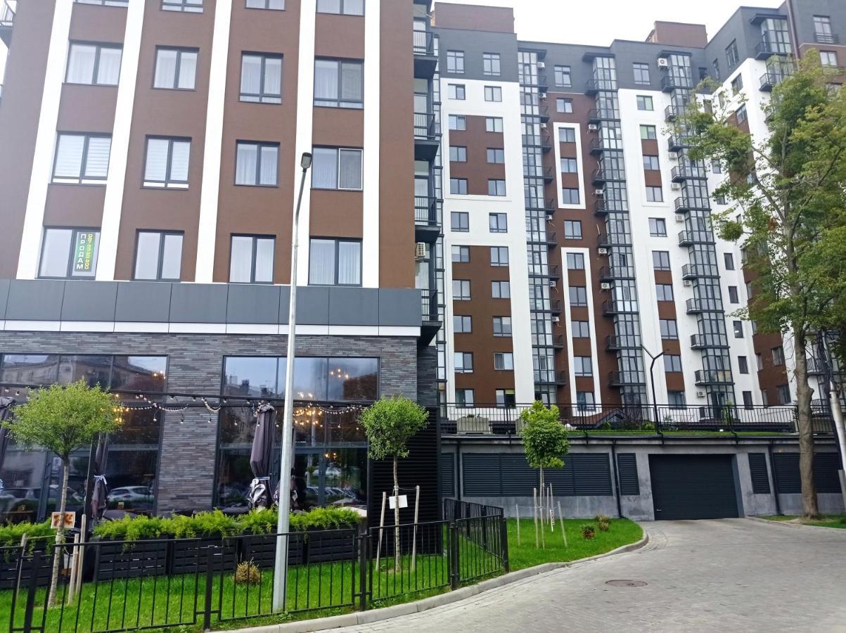 Lux Apartment & Центр,Жк Театральний Rivne Dış mekan fotoğraf