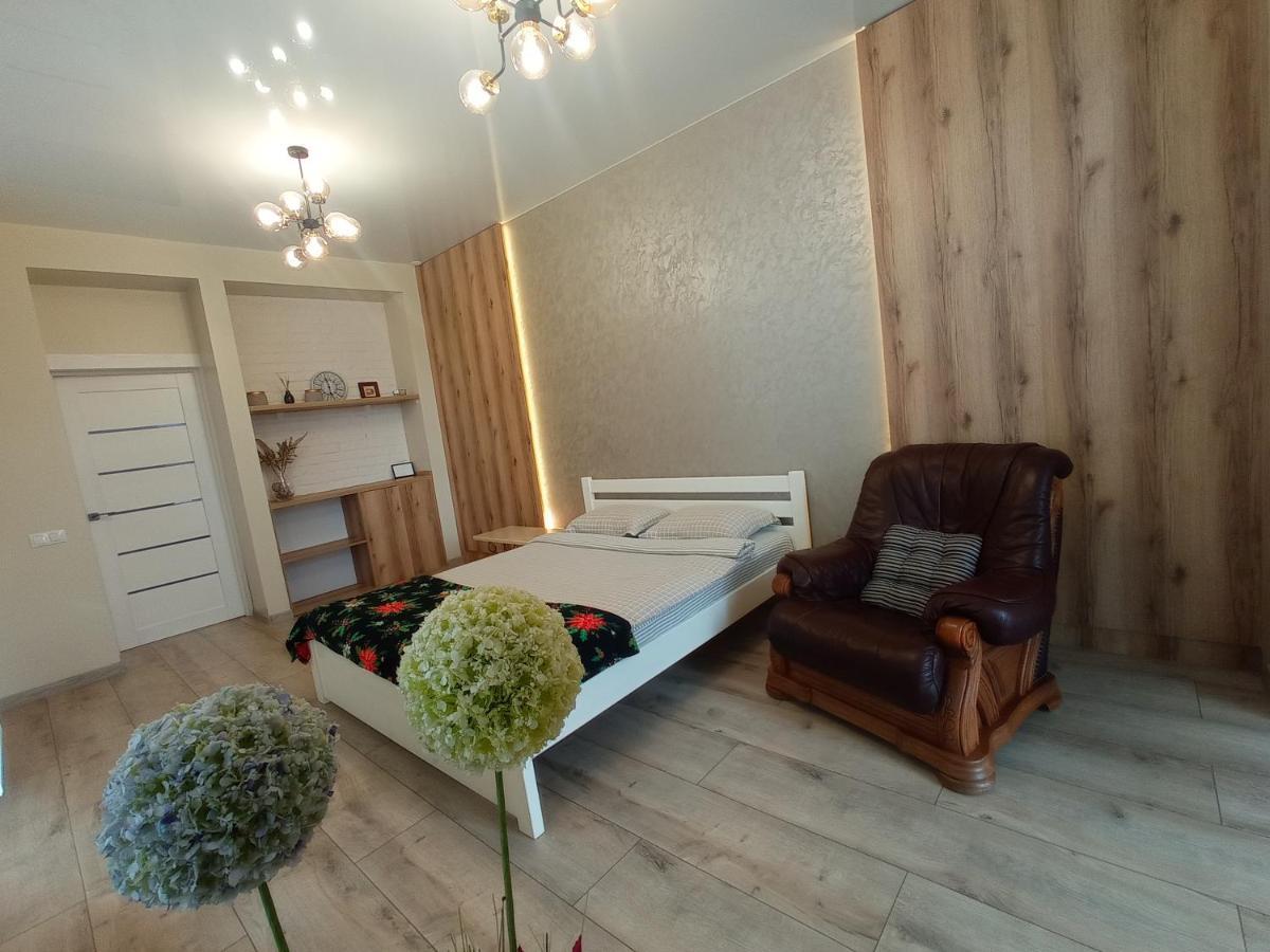 Lux Apartment & Центр,Жк Театральний Rivne Dış mekan fotoğraf